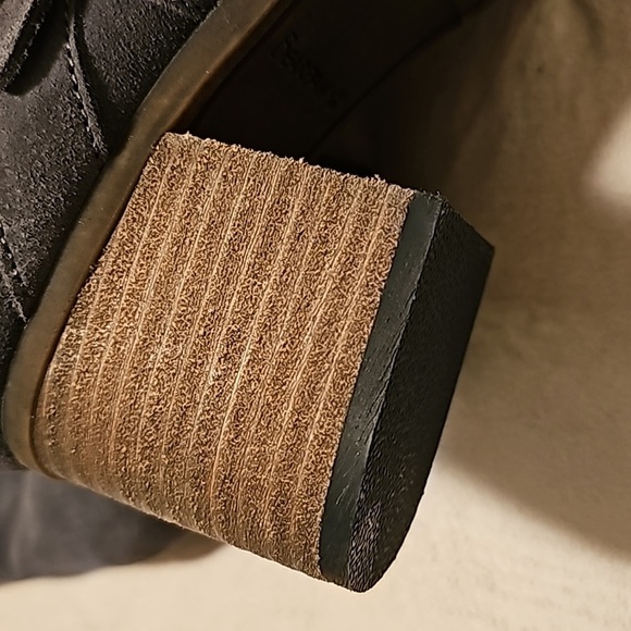 Bearpaw chunk heel suede boot gray zip side womans 9 new with tag - Picture 5 of 11